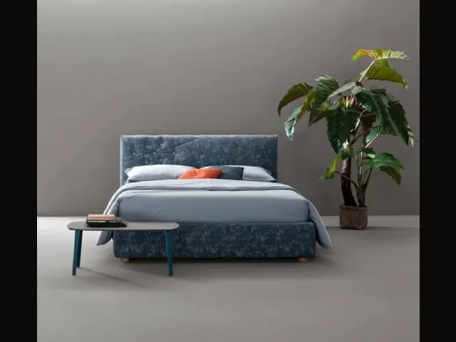 Bside's padded queen-size bed Bloom.
