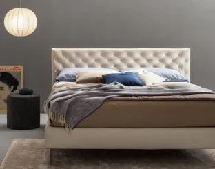 Quilted and padded fabric bed Bubbles by Bside.