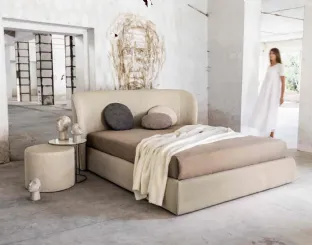 Dior bed with storage box by Veneran.