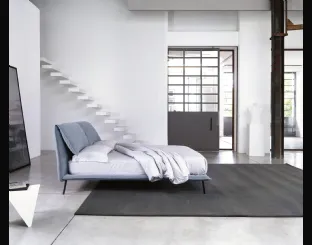Upholstered fabric bed Eos by Noctis.