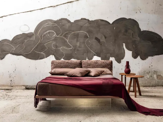 Bed with upholstered headboard Filo 2 by Veneran