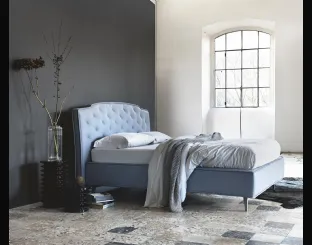 Fabric upholstered bed Frank by Noctis