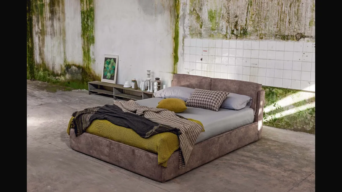 Padded bed Icaro by Veneran
