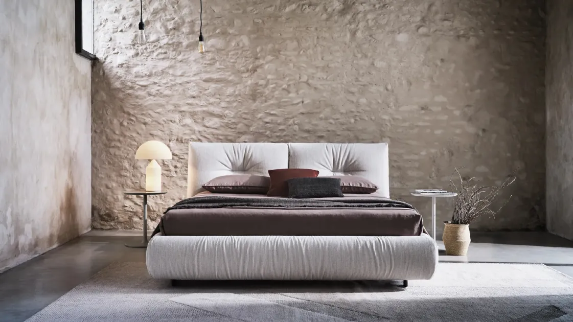 Upholstered fabric bed Kumo by Twils.
