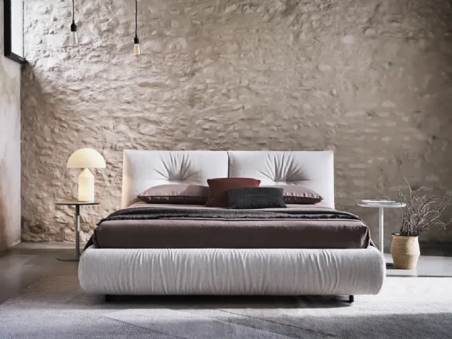Upholstered fabric bed Kumo by Twils.