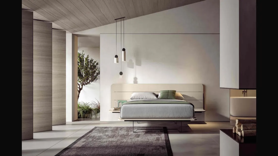 Wooden bed lacquered in Pinot by Veneran