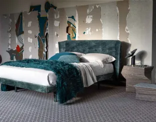 Velvet bed with high headboard slightly protruding forward Riva by Veneran