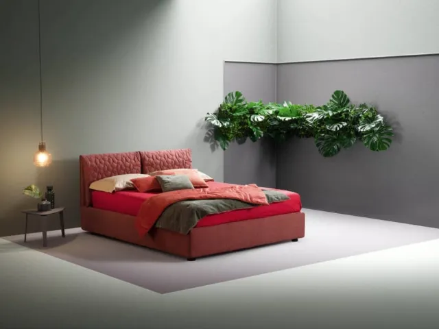 Quilted and padded fabric bed Spin by Bside.