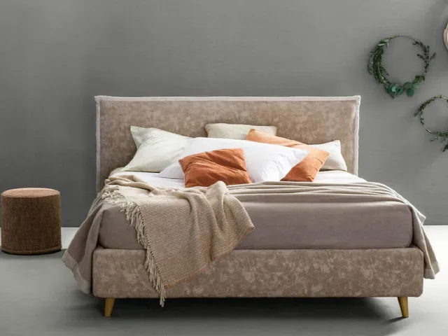 Double bed in fabric with the Truss headboard by Bside.