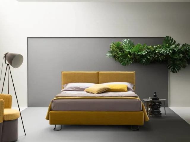 Padded bed in Twist fabric by Bside.
