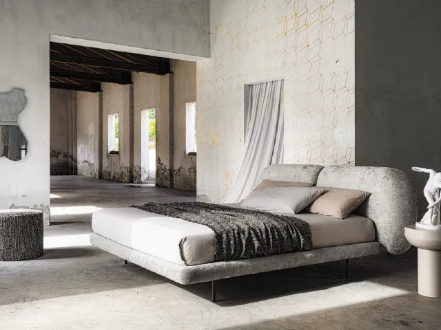 Veneran's Vogue padded bed