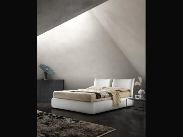 Upholstered fabric bed with Zen headboard by Bside.
