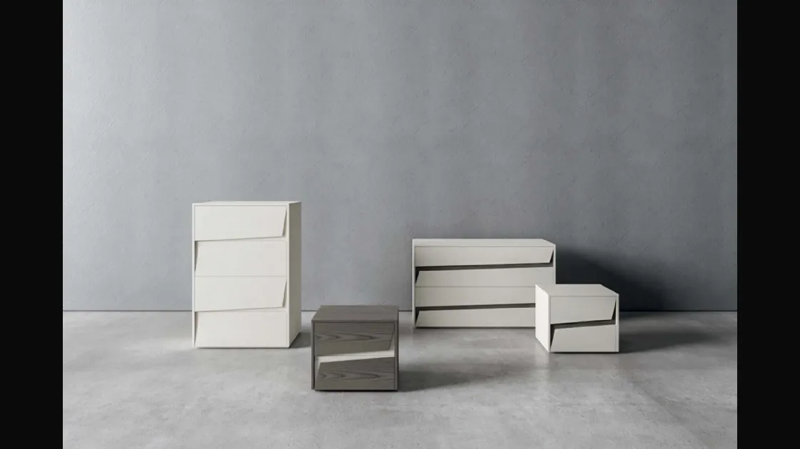 Diagonal Night Group in matte lacquer or Veneran wood