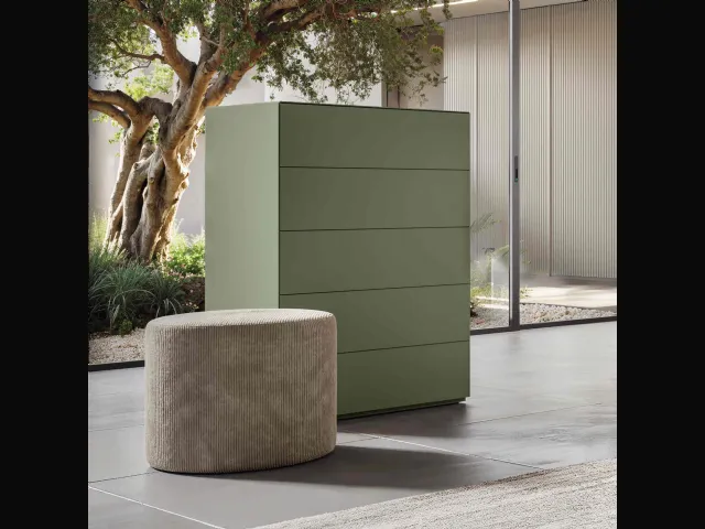 Veneran's Practical Chest of Drawers