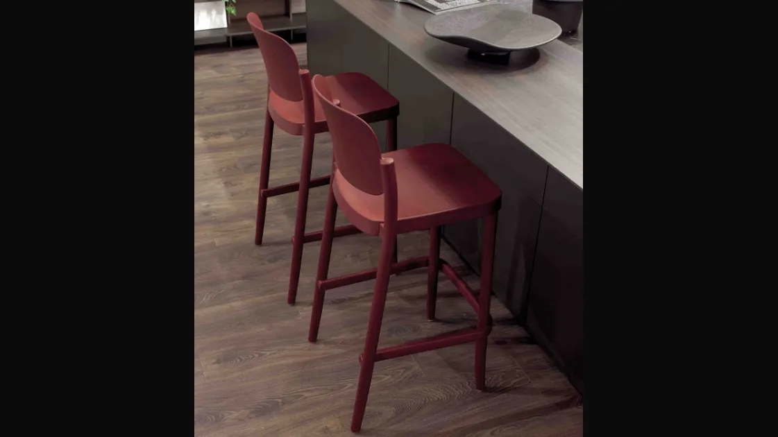 Dori polypropylene stool by Altacom.
