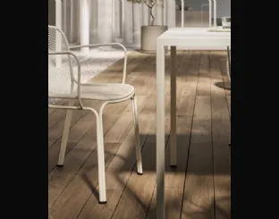 Filo Plus chair in painted metal by Arredo3.