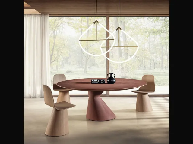 Novice 2882 chair by L