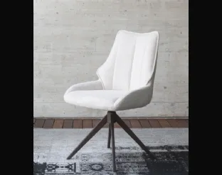 Raya chair in upholstered fabric by Altacom.