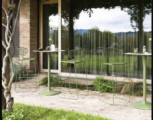 Desalto's Koki Wire stool.