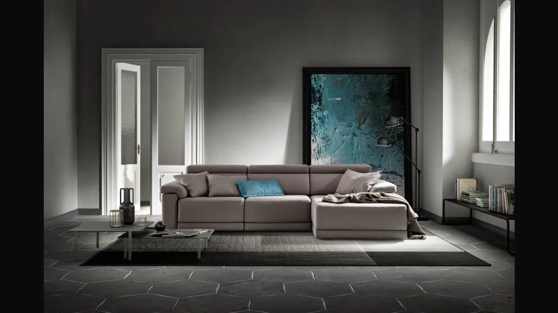 Fabric sofa with peninsula and Comfort removable seats by Samoa.
