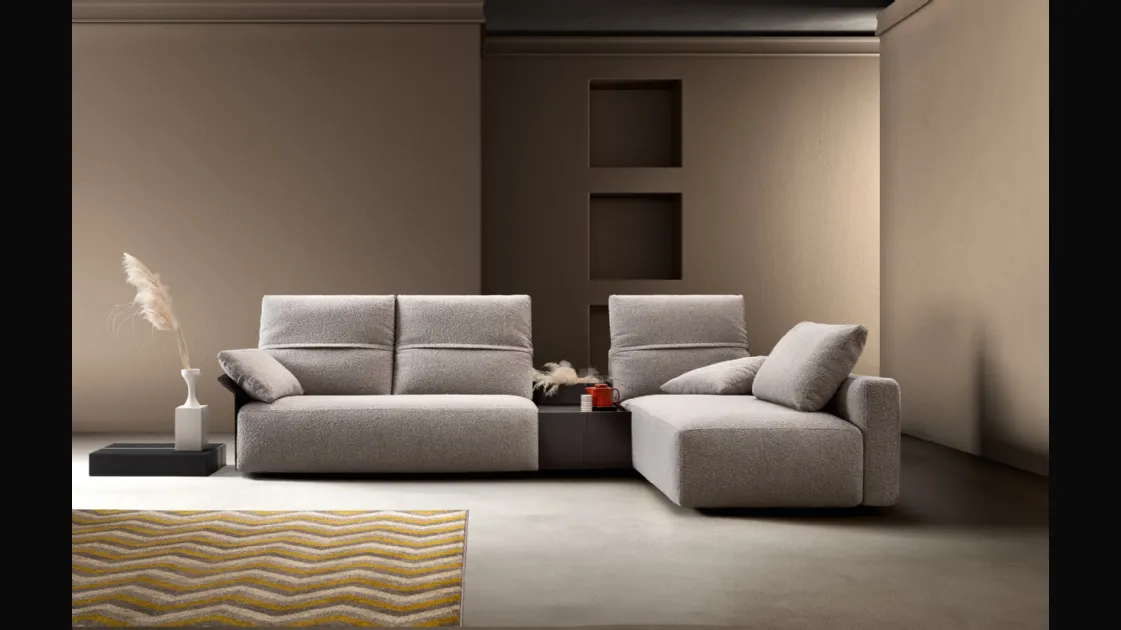 Relax fabric sofa with Deep Real Hit peninsula by Samoa.