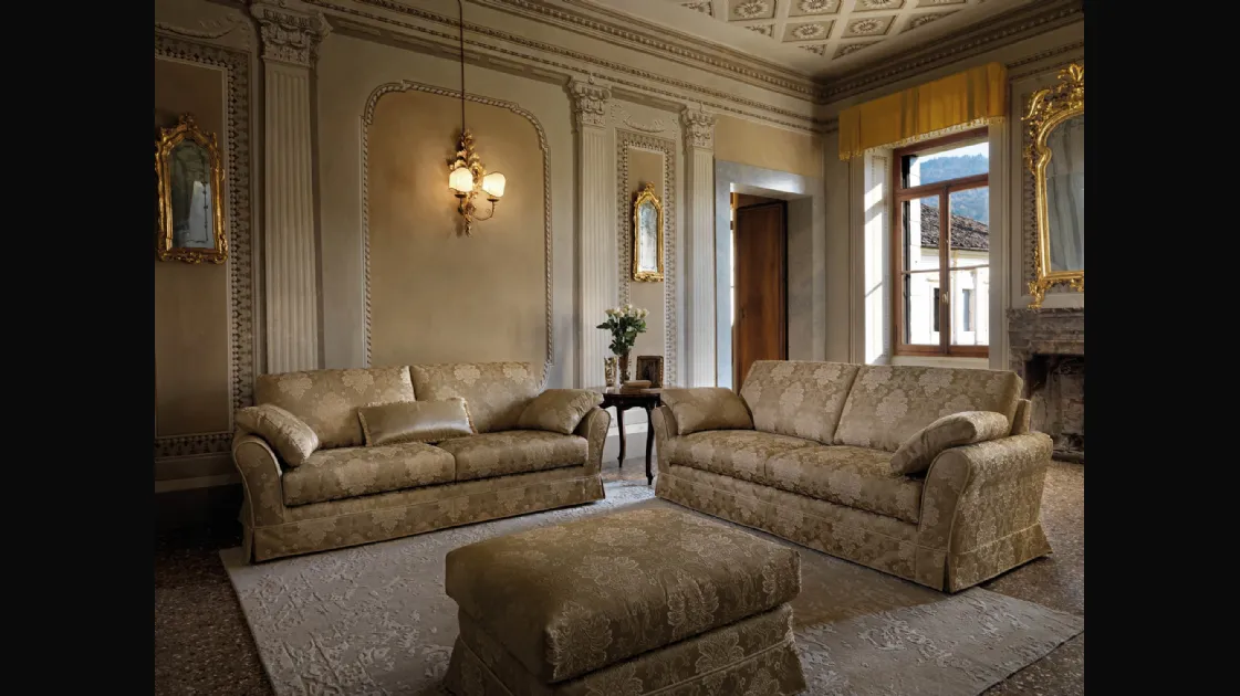 Classic linear fabric sofa Diva by Samoa