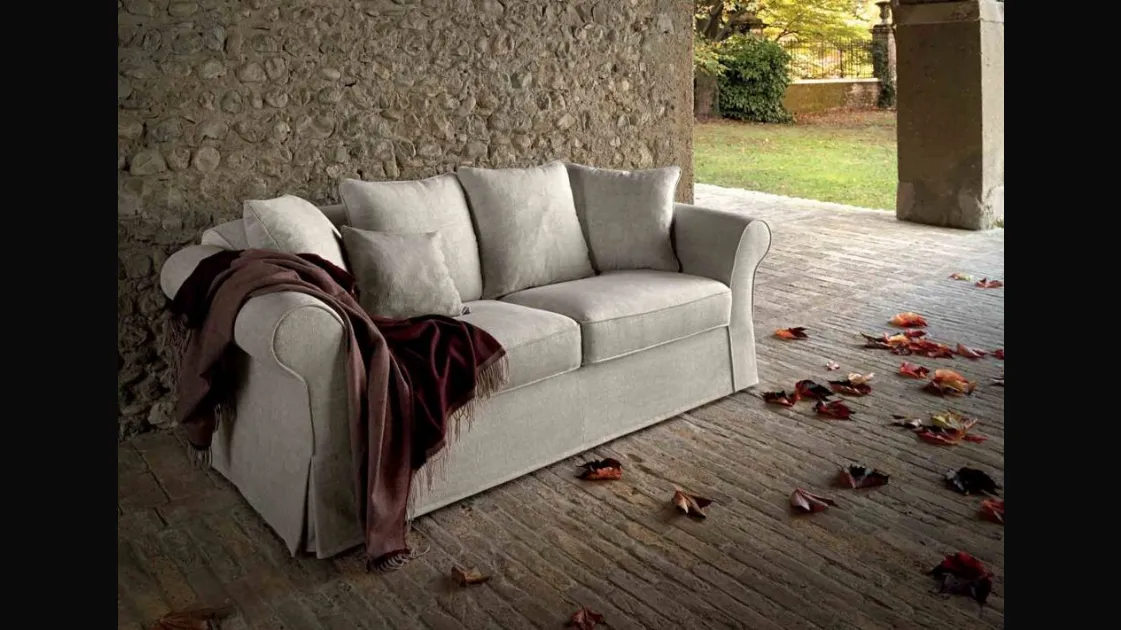 Elite linear sofa by Samoa.