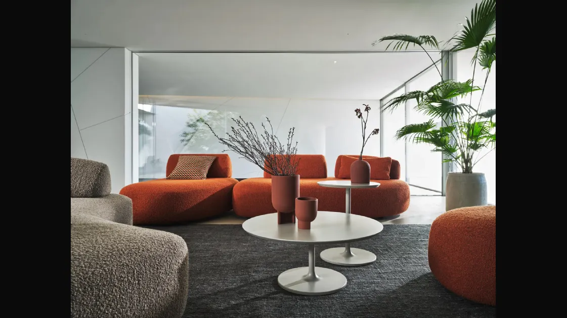 Kamari Island design living room by Twils