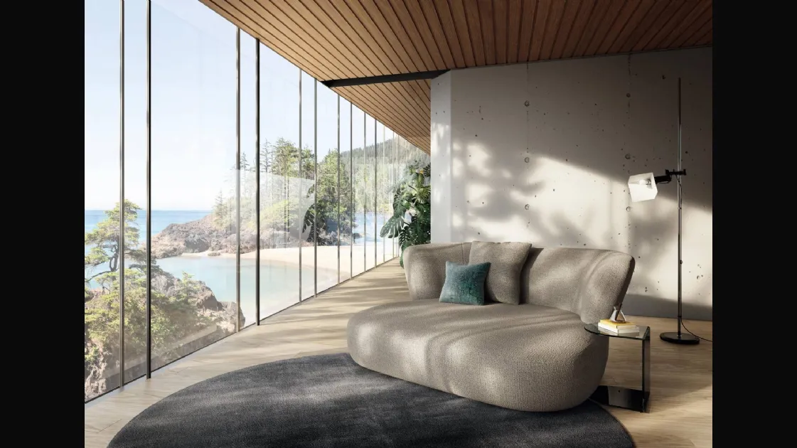 Lago's linear sofa Londy.
