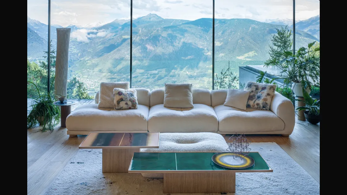 Moroso Me-Time padded sofa