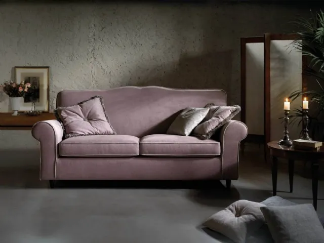 Classic couch in Medea Special fabric by Samoa.