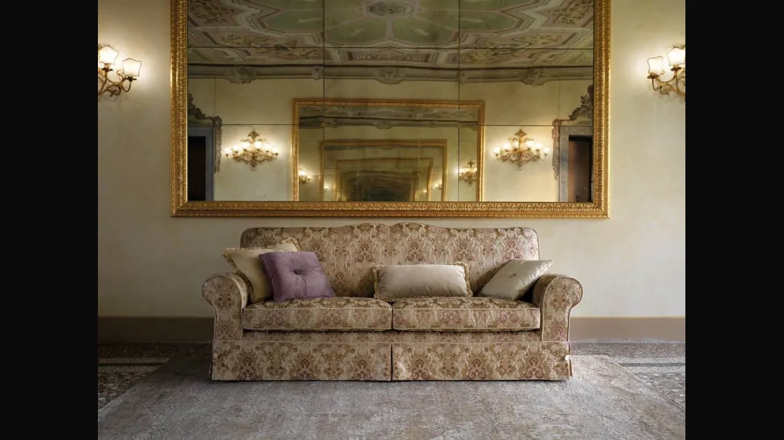 Classic Medea fabric sofa by Samoa