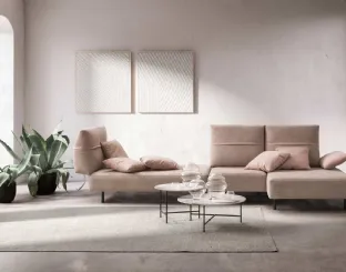 Pull sectional sofa by Samoa