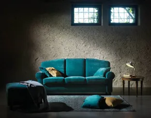 Linear sofa in Royal Special velvet by Samoa.