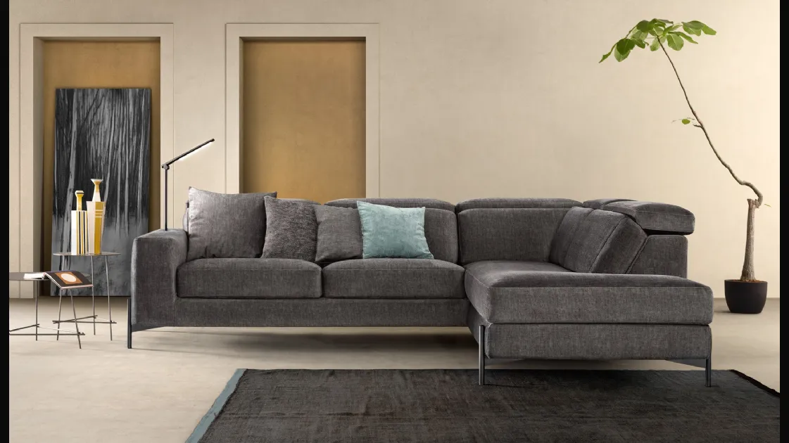 Relax sofa in fabric with Space Fly peninsula by Samoa.