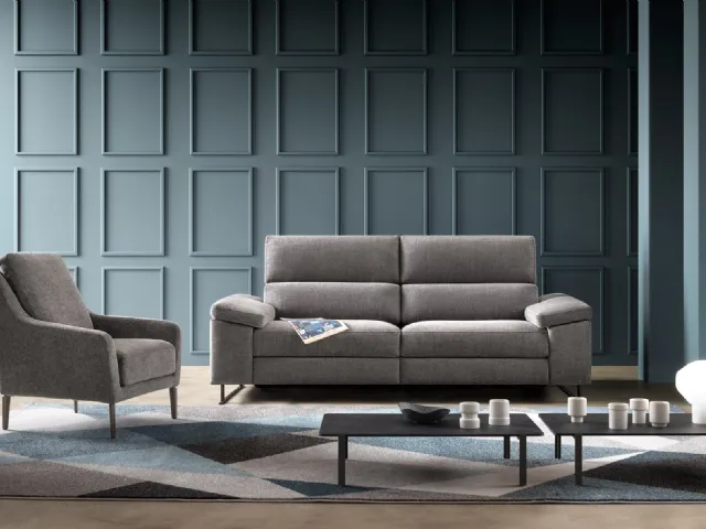 Linear Relax sofa in Samoa's Space Look fabric