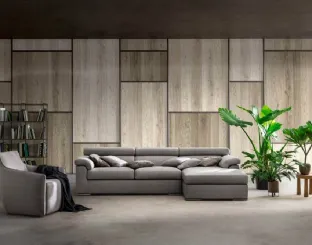 Step living room with Samoa peninsula