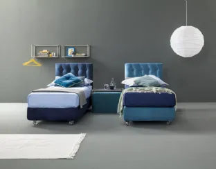 Single bed in upholstered fabric with quilted Aster headboard by Bside.