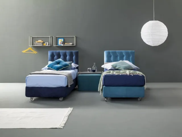 Single bed in upholstered fabric with quilted Aster headboard by Bside.