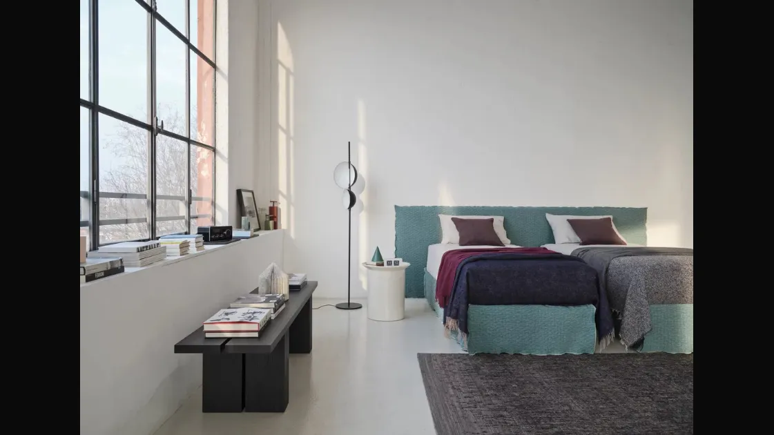 Single bed 