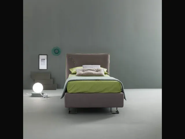 Modern fabric bed with Snap headboard by Bside.