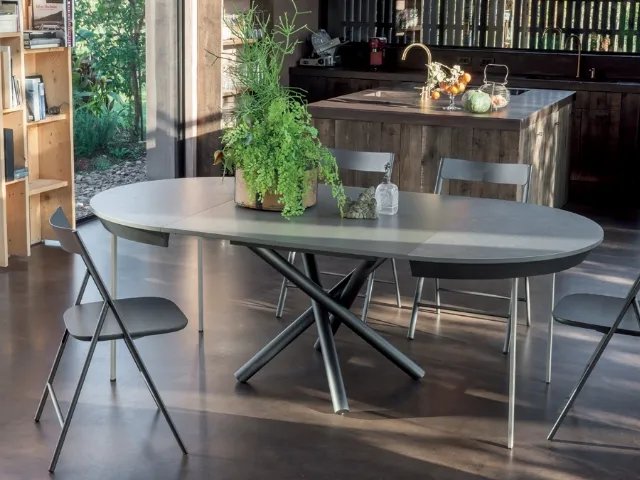 Fahrenheit Round table by Altacom.