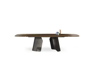 Manhattan Barrel X extendable table by Devina Nais