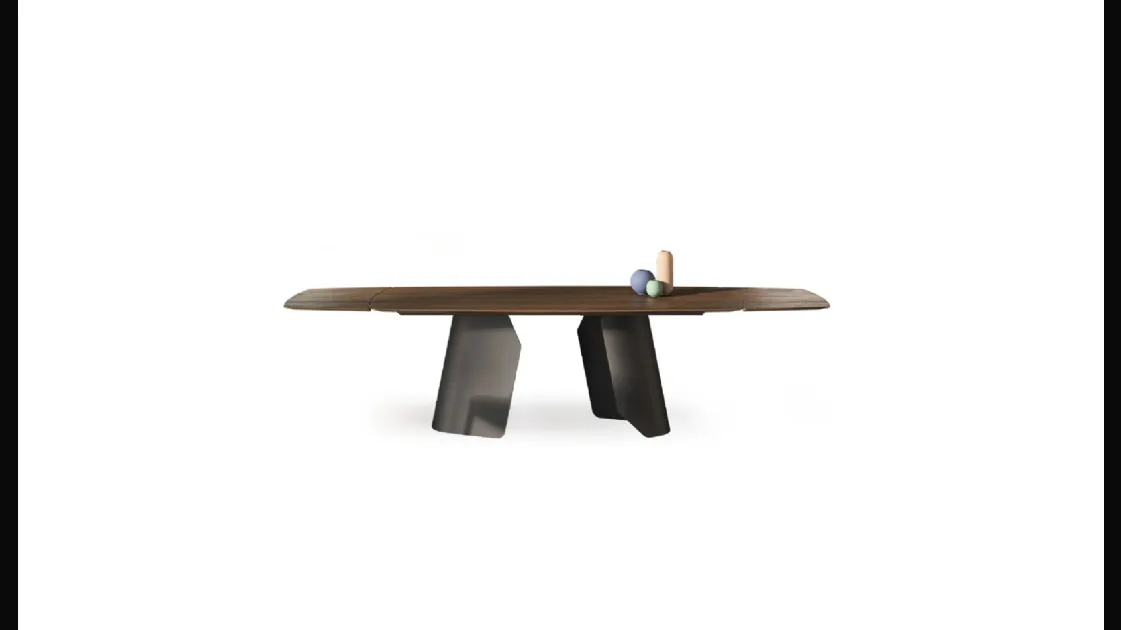 Manhattan Barrel X extendable table by Devina Nais