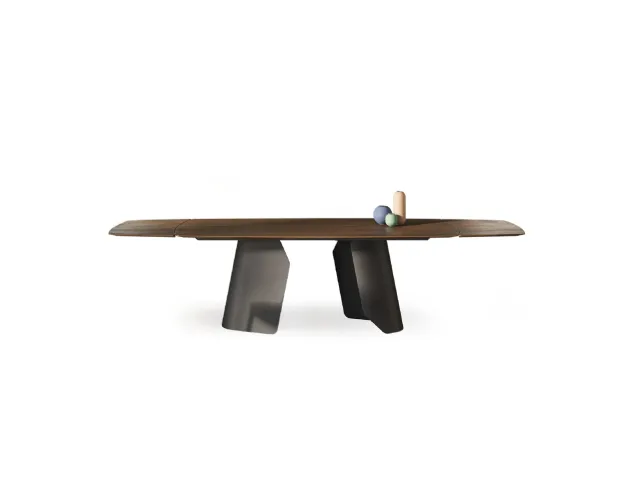 Manhattan Barrel X extendable table by Devina Nais