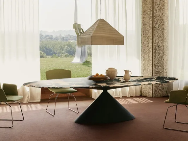 Maxy Clay Table in marble by Desalto