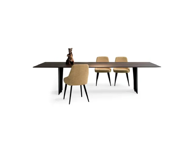 Morphis Flat Table by Devina Nais