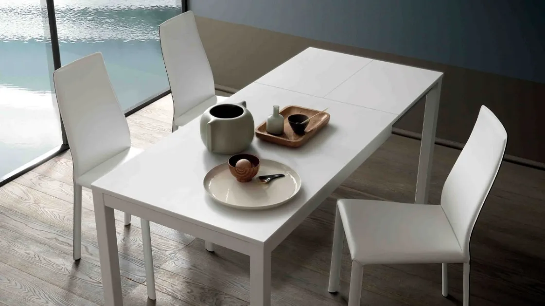 Extendable Storm table by Altacom.