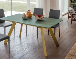 Vertigo extendable table by Altacom