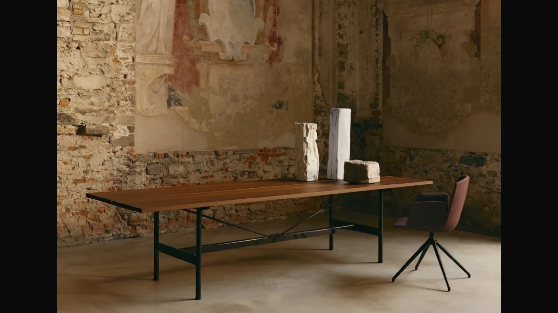 Zinco wood table by Desalto